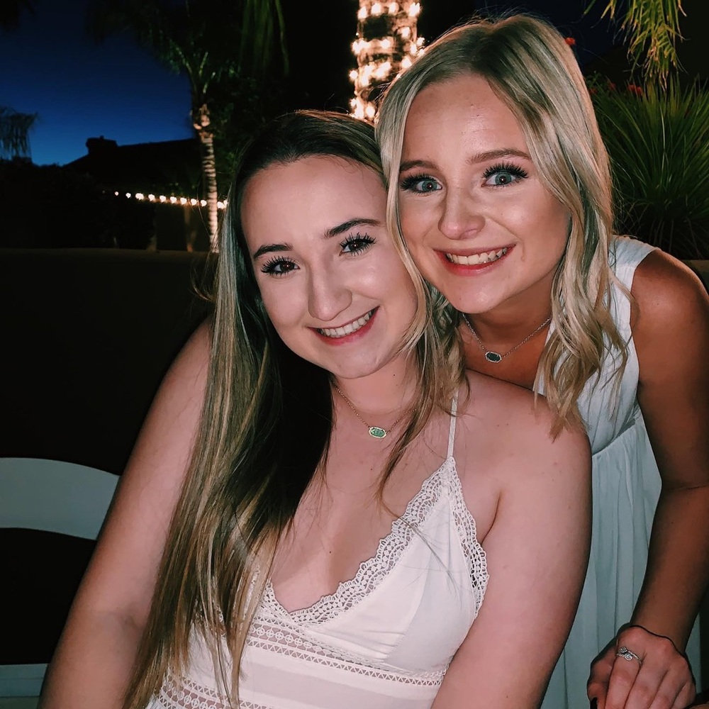 Meet your Posher, Lauren